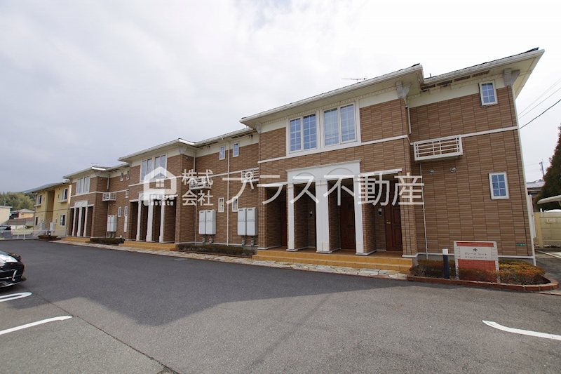 ＧＲＡＣＥ　ＣＯＵＲＴ 外観