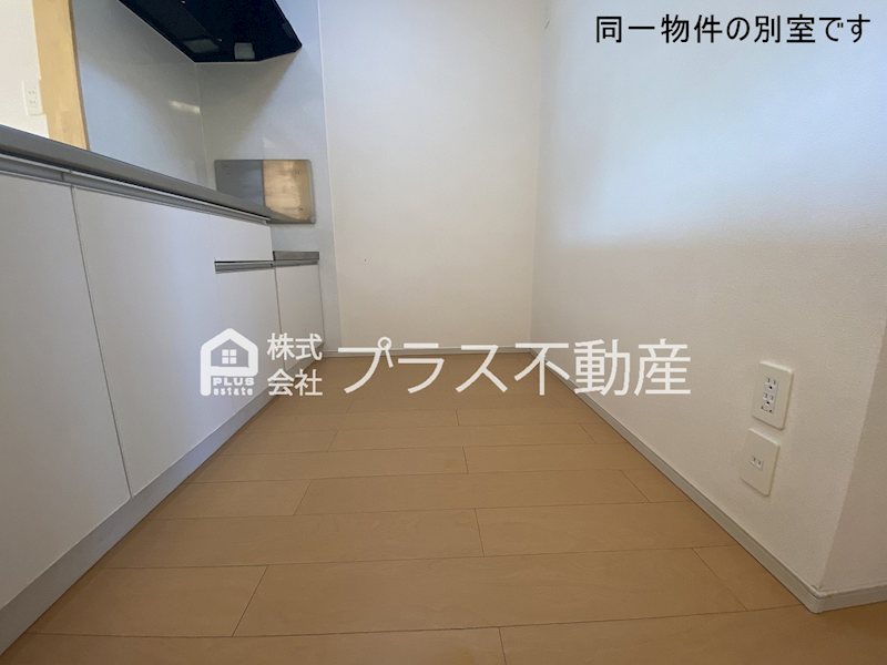 ＧＲＡＣＥ　ＣＯＵＲＴ その他