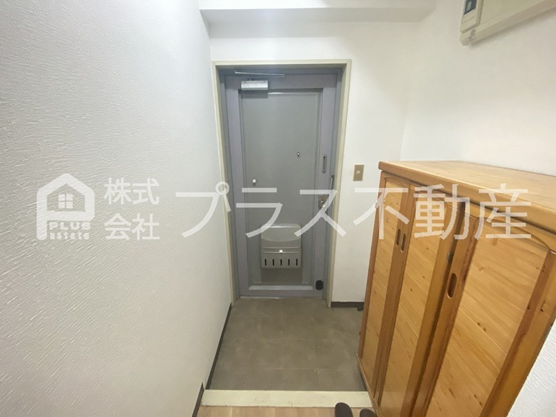 敷田ビル 玄関