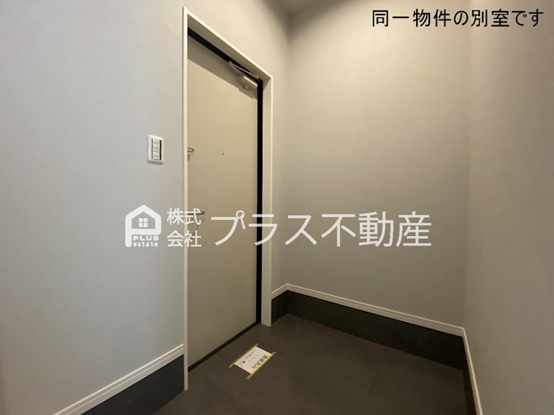 ラグナ・セカGarageE 玄関
