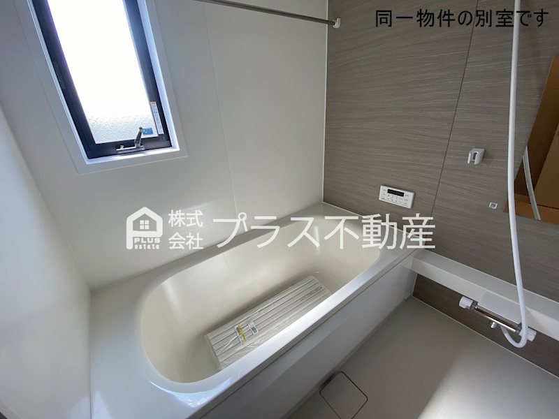 ラグナ・セカGarageE 風呂画像