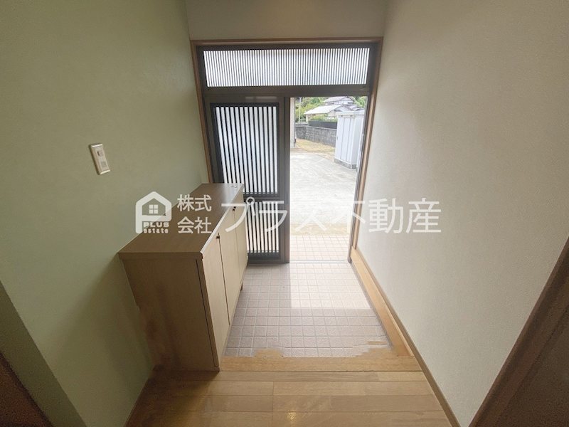 勝野アパート 玄関