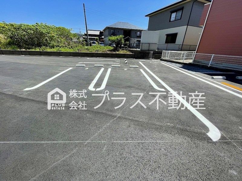 コンフォルタ茶屋の原 駐車場