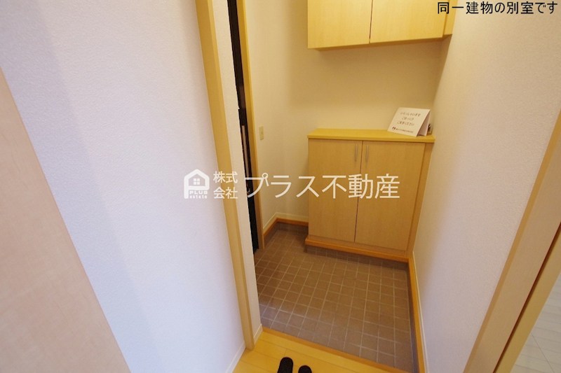 シャーメゾン茶屋の原Ⅱ　C棟 玄関