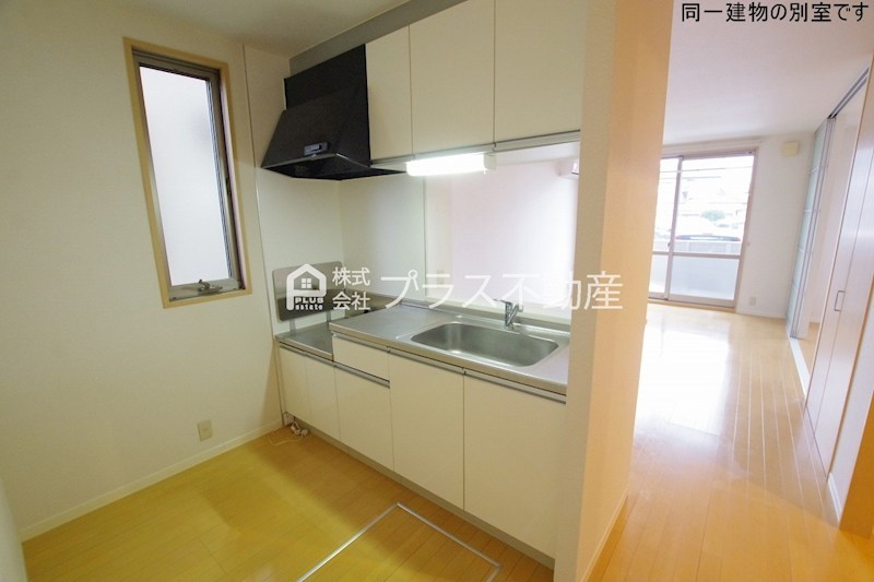 シャーメゾン茶屋の原Ⅱ　C棟 キッチン