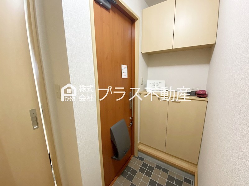 ヴィサージュ本城Ｃ棟 玄関