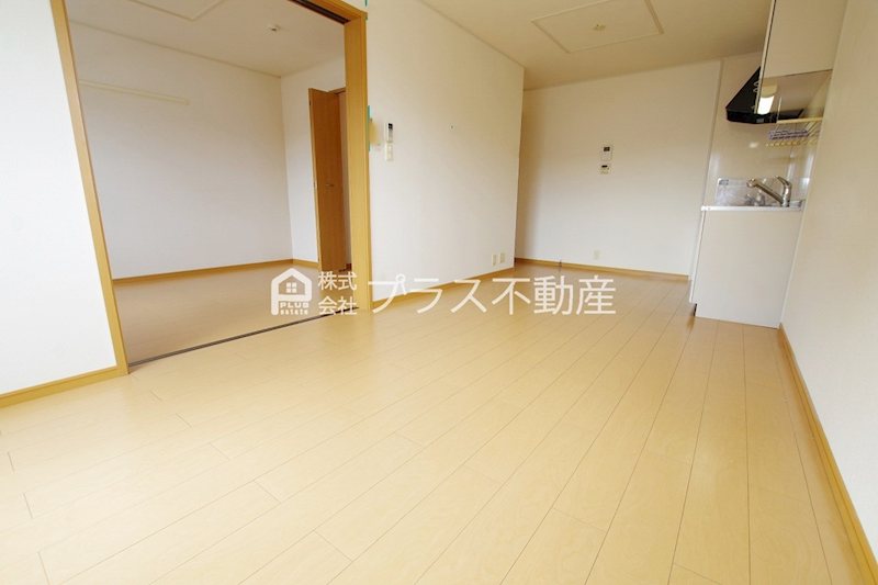 サン・クローバー小竹弐番館 リビング