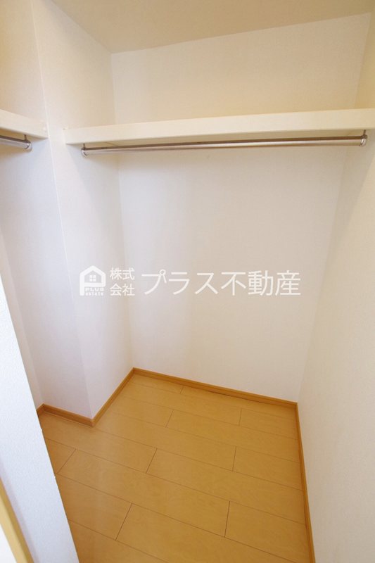 サン・クローバー小竹弐番館 その他