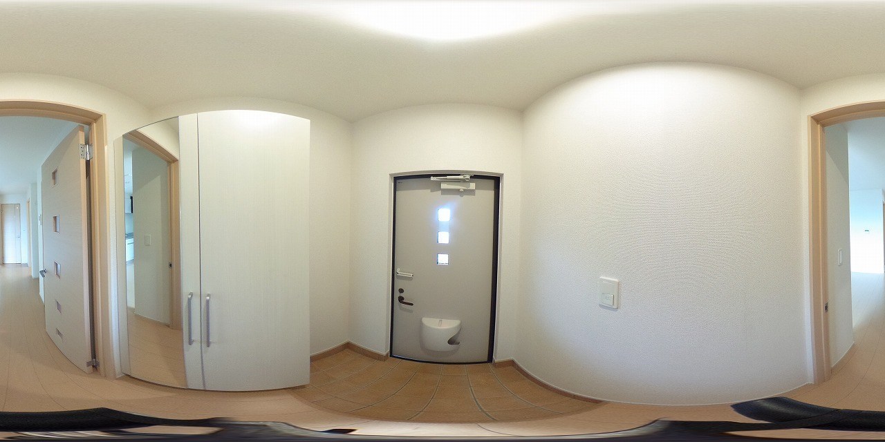 プログレッソ 玄関