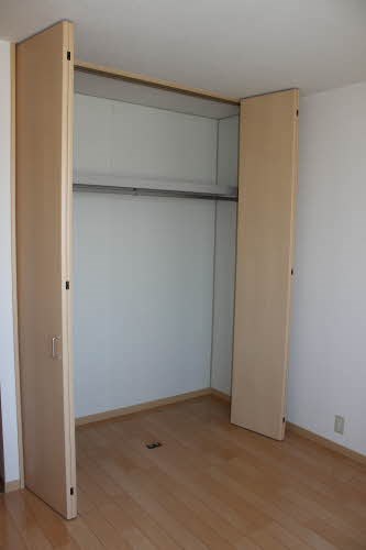 デューク沼口　H棟 収納