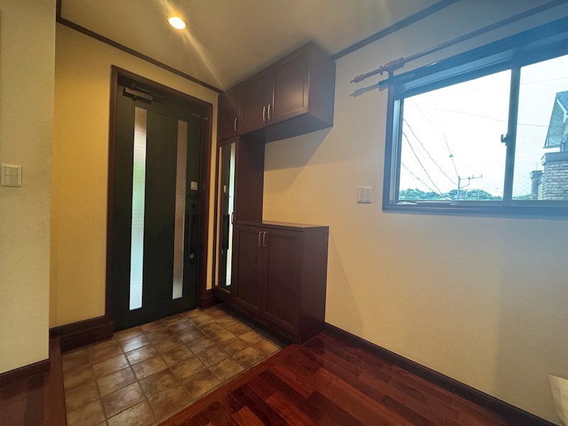 本牧戸建貸家 玄関