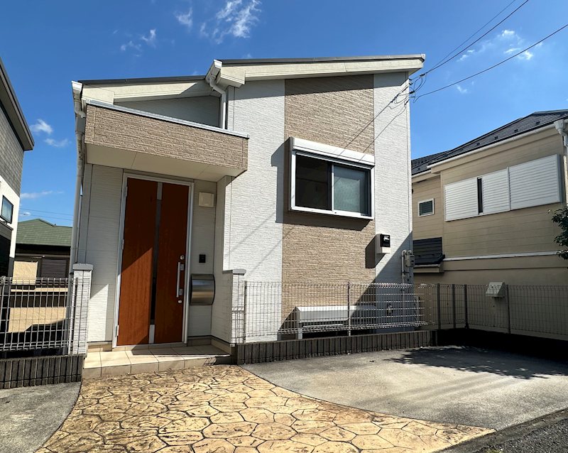 六会日大前戸建 外観