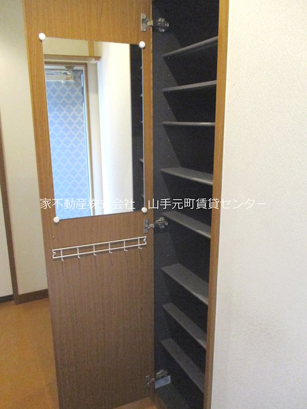 グリーンガーデン本牧 玄関