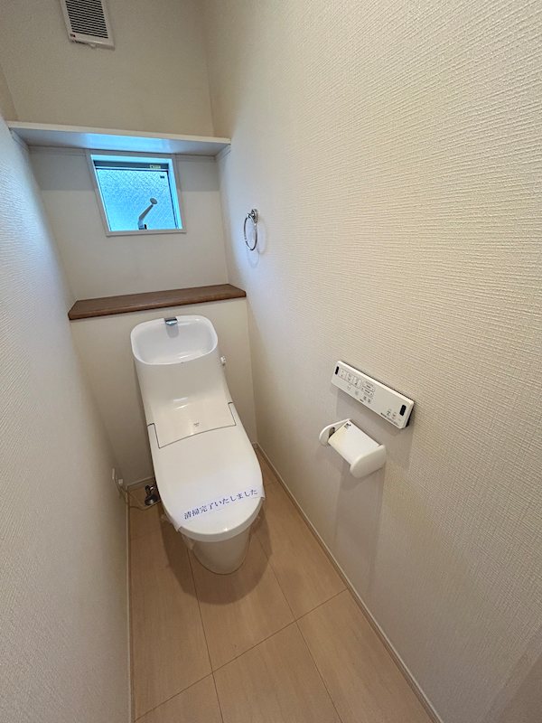 鎌倉市台1丁目戸建 ベランダ