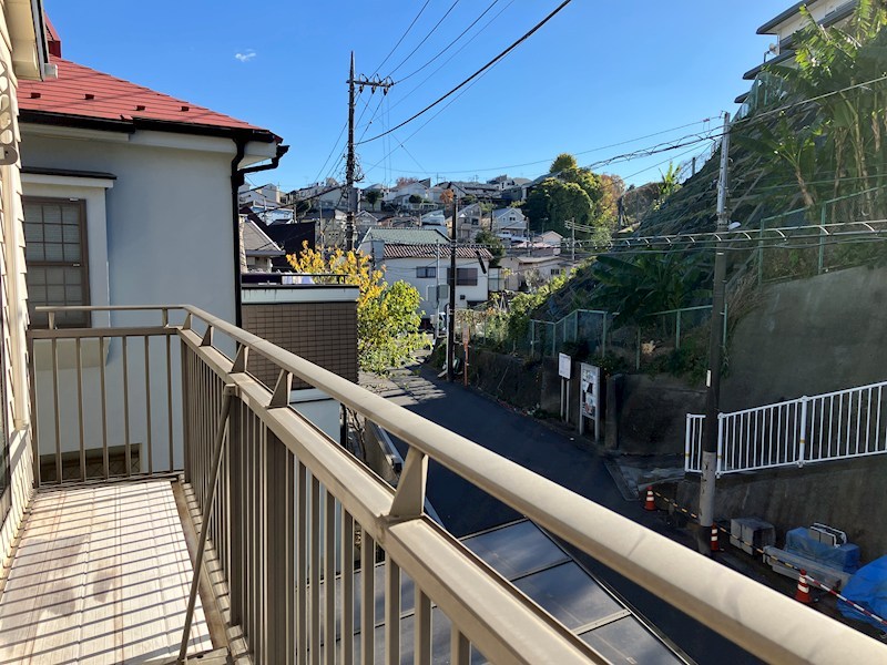 上野町１丁目戸建 ベランダ