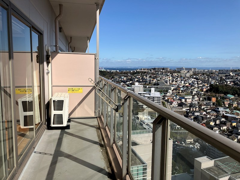 横浜ヘリオスタワー ベランダ