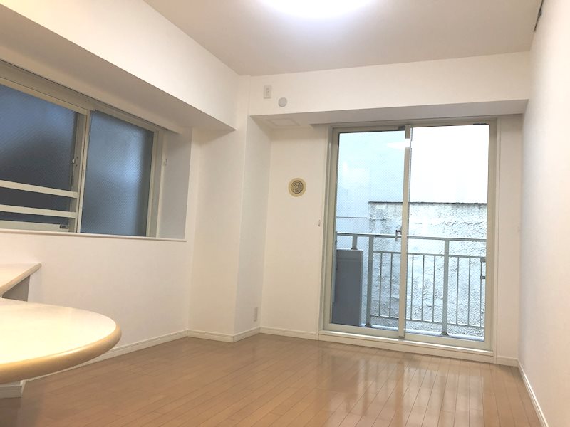 アーデル山下公園 リビング