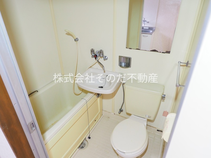 クレバドール 洗面所