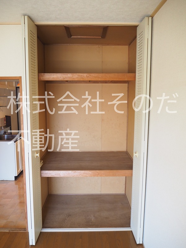 タナカハイツ 収納