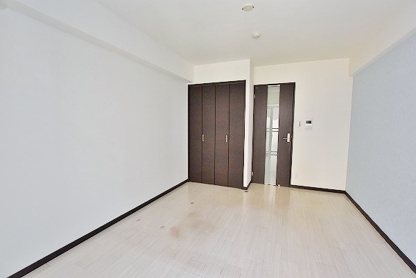 U-Basic reef 三萩野(ユー・ベーシックリーフ三萩野)  リビング