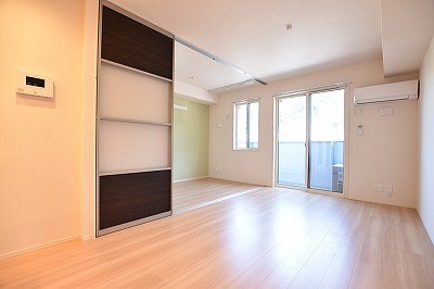 D-room泉台　A棟 リビング