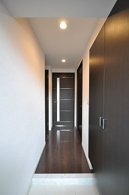 ルネッサンス２１小倉東（分譲賃貸） 玄関