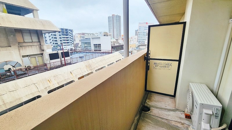ラフィナーレアースコート魚町 ベランダ