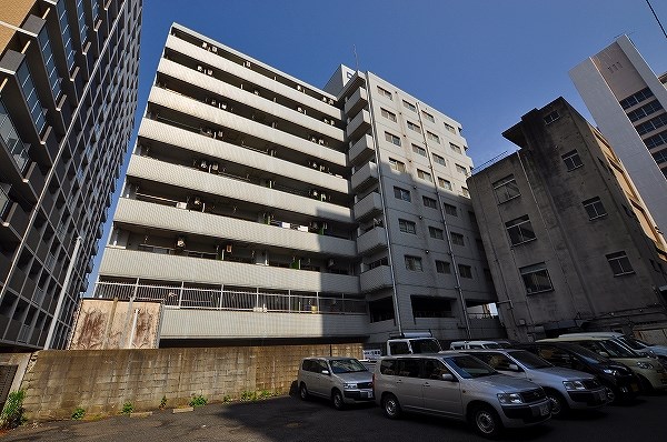 パレス三萩野 902号室 外観