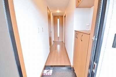 ボンヌール植田 玄関