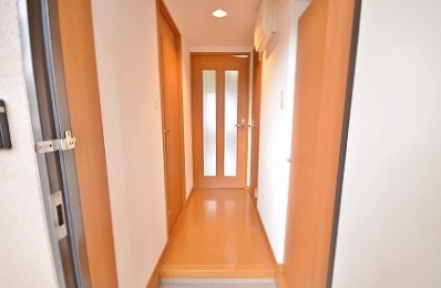 ベイプレイス小倉 玄関