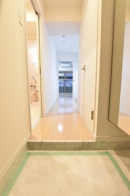 ニューアンジュ下曽根   玄関