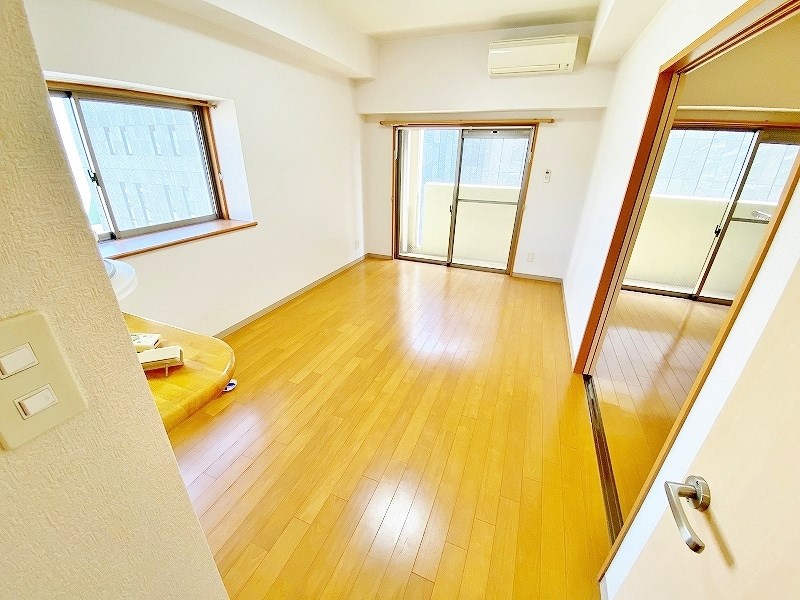 堺町センタービル  リビング