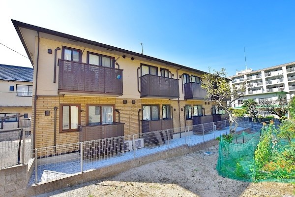 ルミナス須賀 105号室 外観