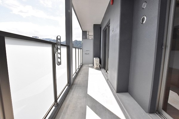 Eagle Port(イーグルポート) ベランダ