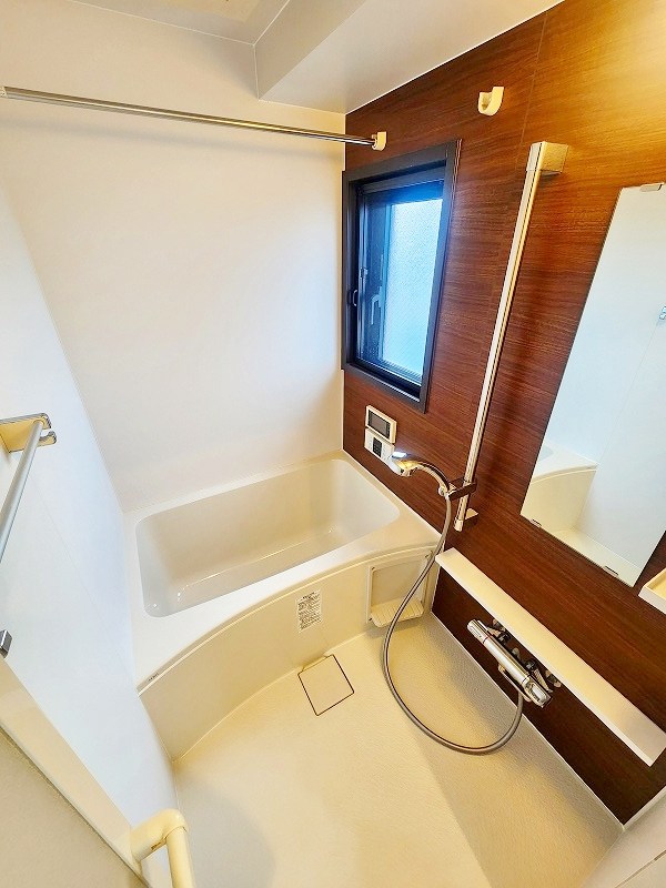 THE SQUARE・Club Residence (ザ・スクエアクラブレジデンス)  風呂画像