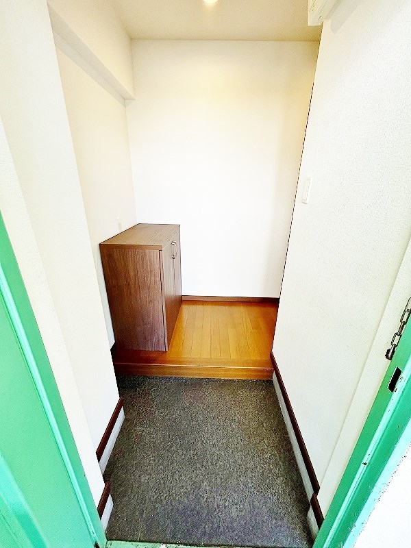 進藤第1ビル 玄関