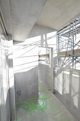 ラフィーネ上葛原 ベランダ