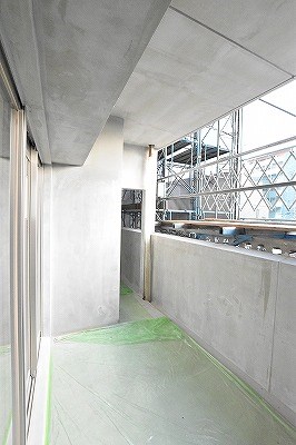 ラフィーネ上葛原 ベランダ