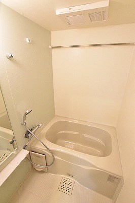 ラフィーネ上葛原 風呂画像