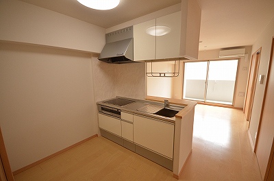 シャーメゾングランドソレイユ門司 キッチン