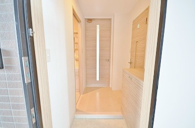 AVANCE KATANO GRANDE（アヴァンセ片野グランデ） 玄関