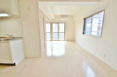 AVANCE KATANO GRANDE（アヴァンセ片野グランデ） リビング