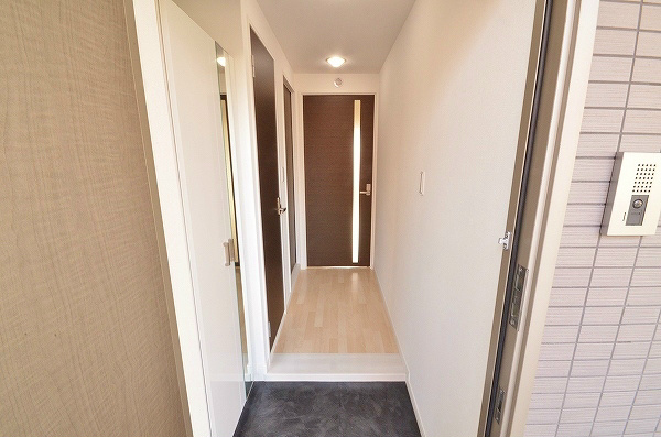 ヒット馬借テラス 玄関