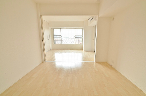 ヒット馬借テラス リビング