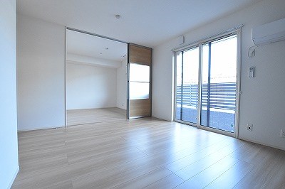 Polonia　Kokura-kita（ポロニアコクラキタ） リビング