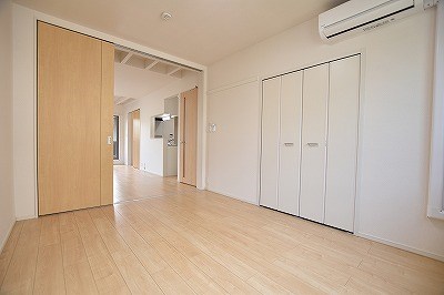 ラインハイム三萩野 ベッドルーム