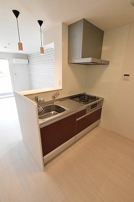 Alltid glad fargerik（ｱﾙﾃｨｸﾞﾗﾌｫｰｹﾞﾘｯｸ） キッチン