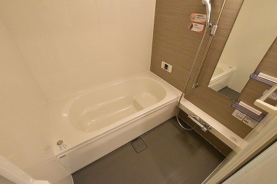 Alltid glad fargerik（ｱﾙﾃｨｸﾞﾗﾌｫｰｹﾞﾘｯｸ） 風呂画像