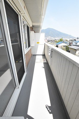 Alltid glad fargerik（ｱﾙﾃｨｸﾞﾗﾌｫｰｹﾞﾘｯｸ） ベランダ