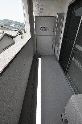 Ｕｎｉｖａｌｙ芙蓉王 ベランダ